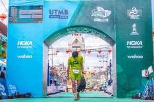 BIB: 5009
                            <button type="button" onclick="openModal(21778600)" class="btn btn-primary btn-sm float-right btn-popup" data-toggle="modal" data-target=".modal-high-quality">
                        <i class="fas fa-shopping-cart"></i> Add to Cart
                    </button>
                                            <button type="button" onclick="isThisMe(21778600, true)" class="btn btn-success btn-sm float-right btn-popup btn-isme hidden" data-toggle="tooltip" data-placement="bottom" title="นี่คือรูปของคุณใช่ไหม คลิกที่นี่เพื่อเอาเข้าอัลบั้ม">
                        <i class="fas fa-plus"></i> Add to album
                    </button>
                    <button type="button" onclick="isThisMe(21778600, false)" class="btn btn-warning btn-sm float-right btn-popup btn-isnotme hidden">
                        <i class="fas fa-ban"></i> Remove from album
                    </button>